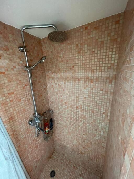 Chic City Retreat - Stylish Apartment In Bllok, Tiran Dış mekan fotoğraf