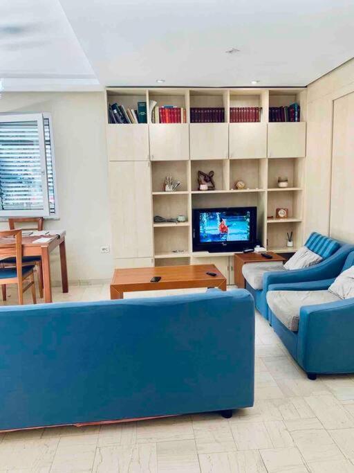 Chic City Retreat - Stylish Apartment In Bllok, Tiran Dış mekan fotoğraf