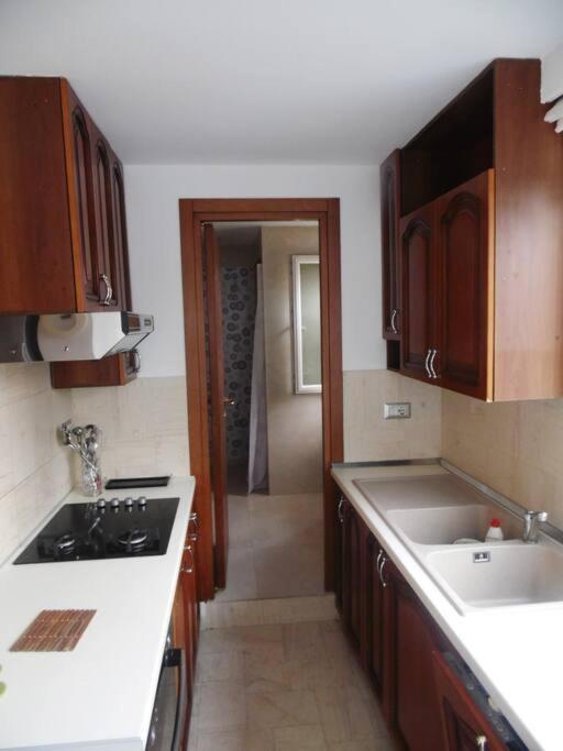 Chic City Retreat - Stylish Apartment In Bllok, Tiran Dış mekan fotoğraf